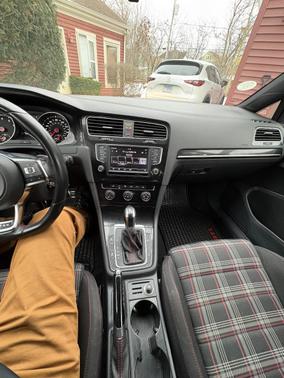 2016 Volkswagen Golf GTI 2.0T S 4-Door