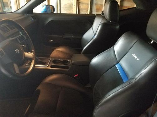 2010 Dodge Challenger SRT8