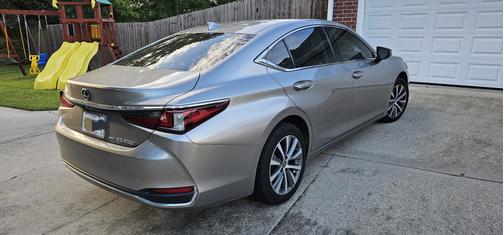 2021 Lexus ES 250 Base