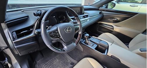 2021 Lexus ES 250 Base