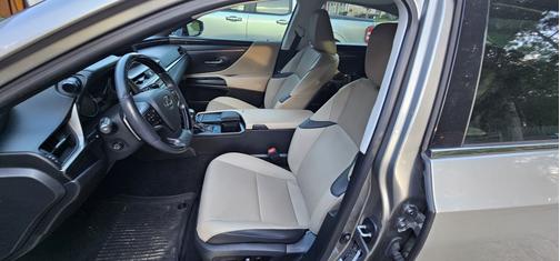2021 Lexus ES 250 Base