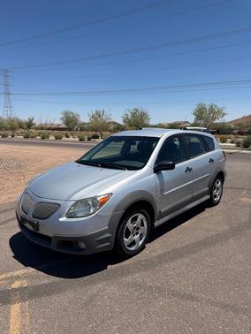 Silver 2006 Pontiac Vibe Base