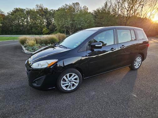 2015 Mazda Mazda5 Sport