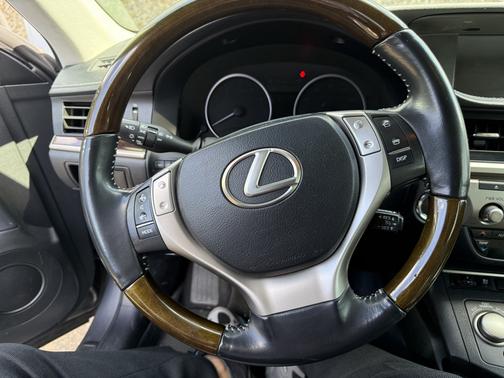 Gray 2013 Lexus ES 350 Base