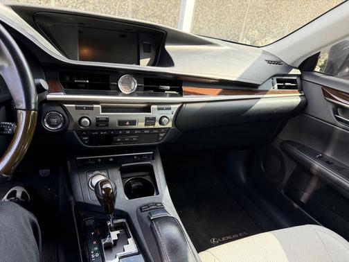 Gray 2013 Lexus ES 350 Base