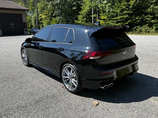 2024 Volkswagen Golf R 2.0T Manual