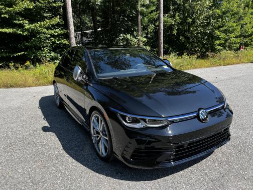 2024 Volkswagen Golf R 2.0T Manual