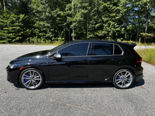 2024 Volkswagen Golf R 2.0T Manual