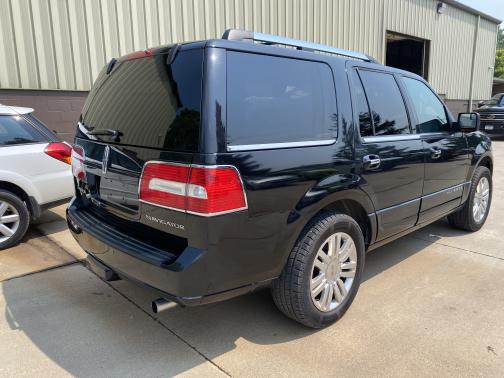 2012 Lincoln Navigator Base
