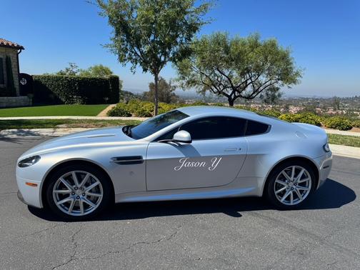 2013 Aston Martin V8 Vantage Base