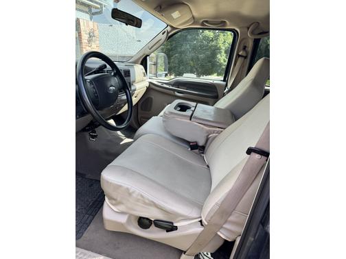 2004 Ford F-350 Lariat Crew Cab Super Duty