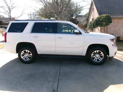 White 2017 Chevrolet Tahoe LT