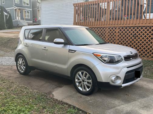 2018 Kia Soul +