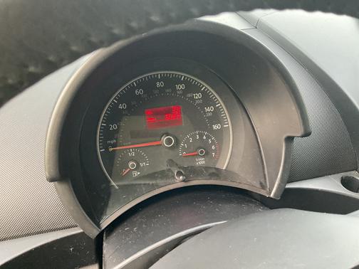 Yellow 2008 Volkswagen New Beetle SE