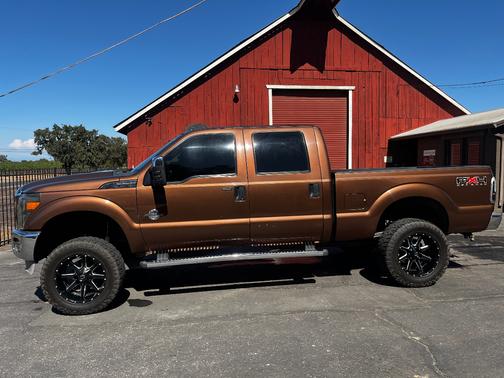 Brown 2011 Ford F-250 XLT