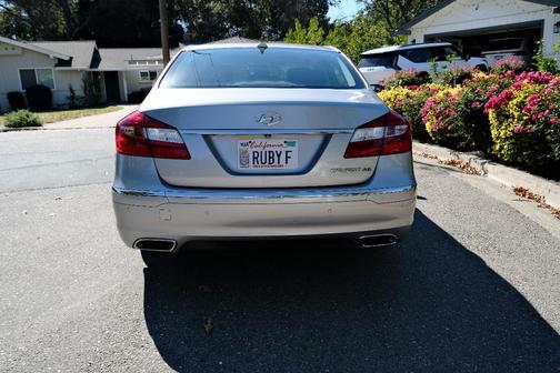 Silver 2012 Hyundai Genesis 4.6
