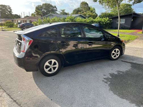 Black 2014 Toyota Prius Four
