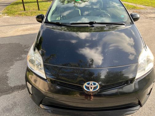 Black 2014 Toyota Prius Four