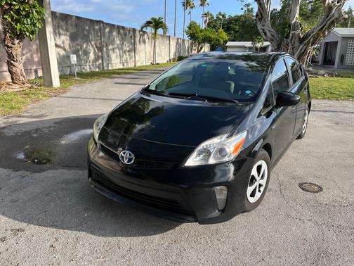 Black 2014 Toyota Prius Four