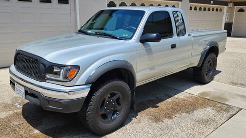 2004 Toyota Tacoma Xtracab