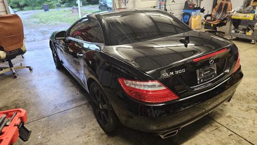 Black 2016 Mercedes-Benz SLK-Class SLK 300