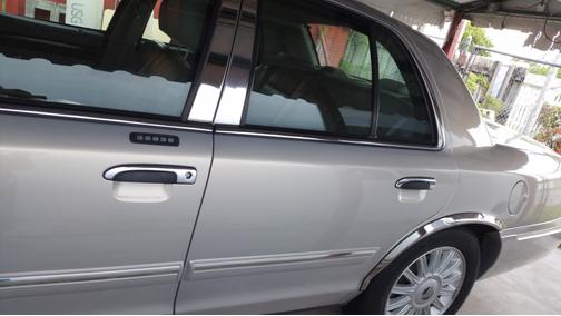 2009 Mercury Grand Marquis LS