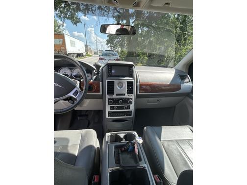 2008 Chrysler Town & Country Touring