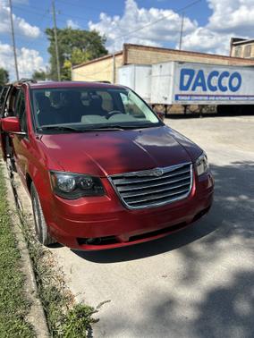 2008 Chrysler Town & Country Touring