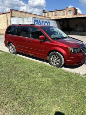 2008 Chrysler Town & Country Touring