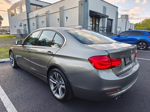 Gold 2017 BMW 330 i xDrive