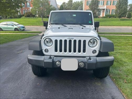 White 2017 Jeep Wrangler Unlimited Sport
