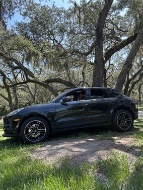 Black 2020 Porsche Macan Macan