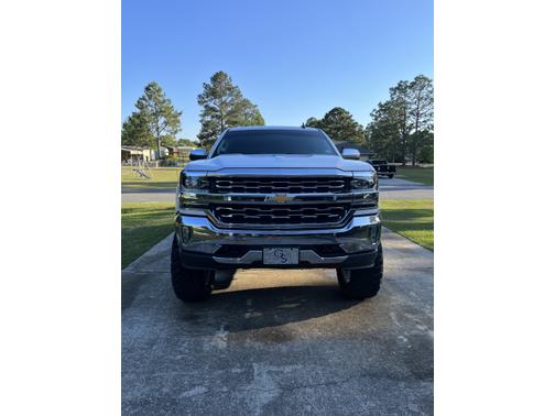 Photo 2 of 17 of 2018 Chevrolet Silverado 1500 1LZ