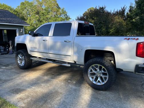 Photo 5 of 17 of 2018 Chevrolet Silverado 1500 1LZ