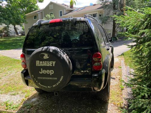 Black 2007 Jeep Liberty Sport