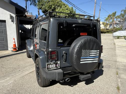 Gray 2017 Jeep Wrangler Unlimited Sahara