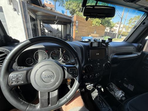 Gray 2017 Jeep Wrangler Unlimited Sahara