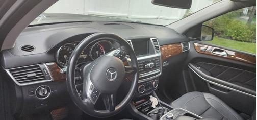 2015 Mercedes-Benz GL-Class GL 550 4MATIC
