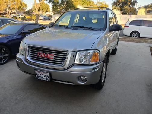 Silver 2006 GMC Envoy SLT