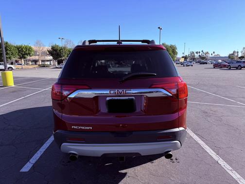 2017 GMC Acadia SLT-1