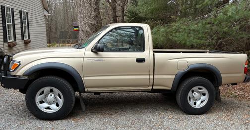 2003 Toyota Tacoma Base