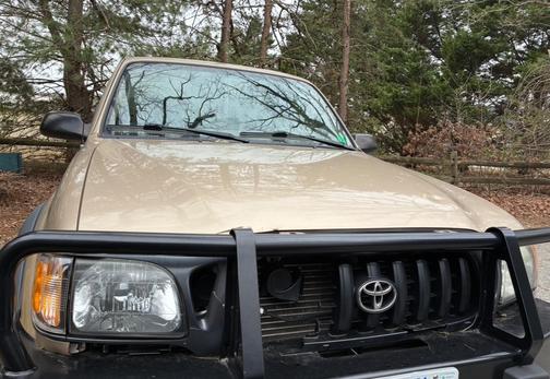 2003 Toyota Tacoma Base