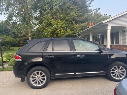 Black 2014 Lincoln MKX Base