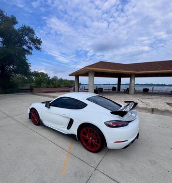 White 2019 Porsche 718 Cayman 718 Cayman