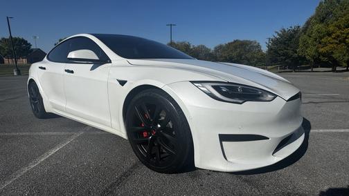2022 Tesla Model S Plaid
