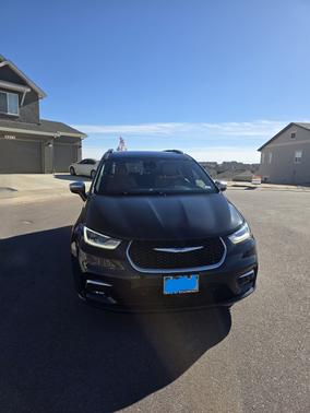 2021 Chrysler Pacifica Hybrid Pinnacle