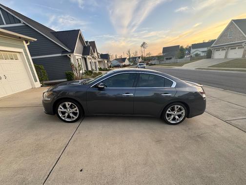 Gray 2012 Nissan Maxima SV