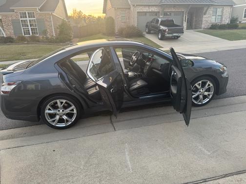 Gray 2012 Nissan Maxima SV