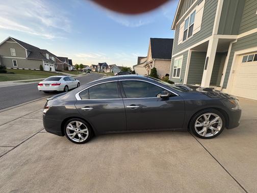 Gray 2012 Nissan Maxima SV