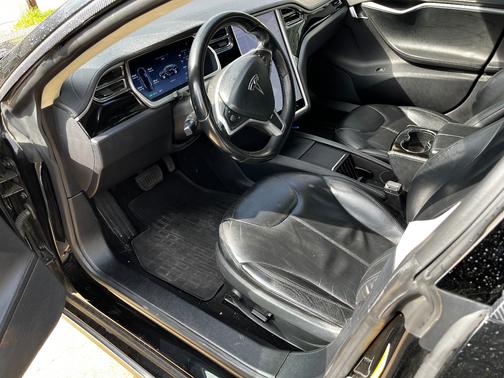 2013 Tesla Model S Base